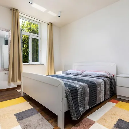Smaila 1729 Apartmán Pula