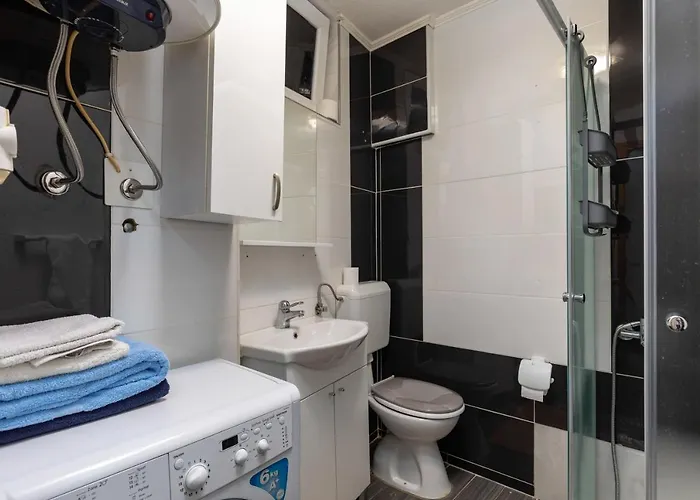 Smaila 1729 * Пула