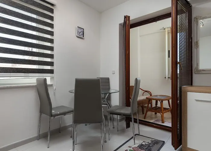 Smaila 1729 * Pula