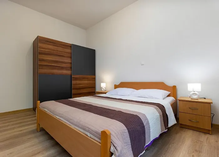 Smaila 1729 Apartmán