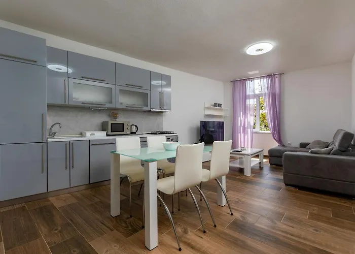 Smaila 1729 Apartmán Pula