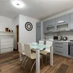 Apartamento Smaila 1729 Pula