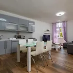 Smaila 1729 Apartamento Pula