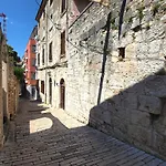 Smaila 1729 Apartamento Pula