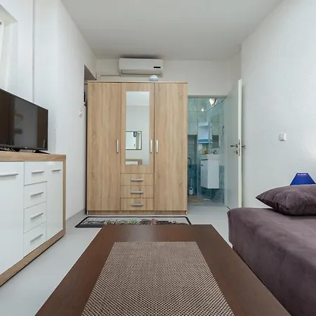 Apartamento Smaila 1729 *