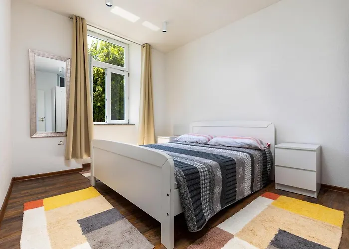 Smaila 1729 Apartamento Pula